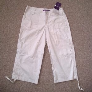 Tyra White Capris - Gloria Vanderbilt